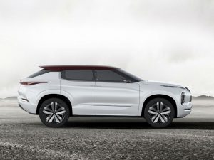 mitsubishi-gt-phev-concept-3