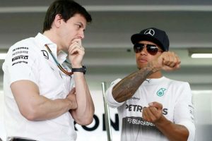 f1-hamilton-2