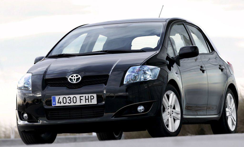 anaklisi-toyota-auris-1